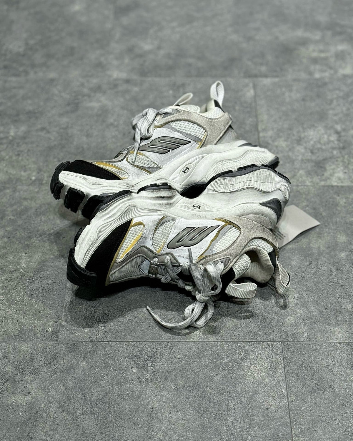 BLCG Sneakers
