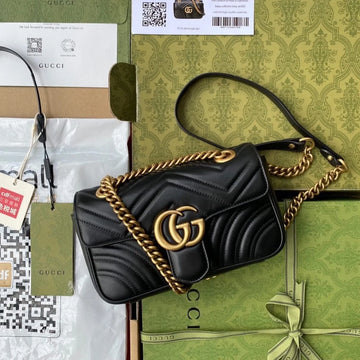 Gucci GG Marmont Matelass茅 Shoulder Bag Black