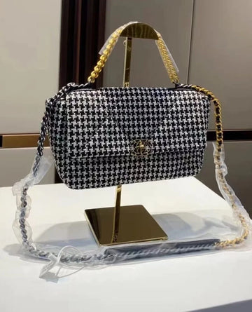 Chanel Flap Handbags For Women 鈥� 4 Colors
