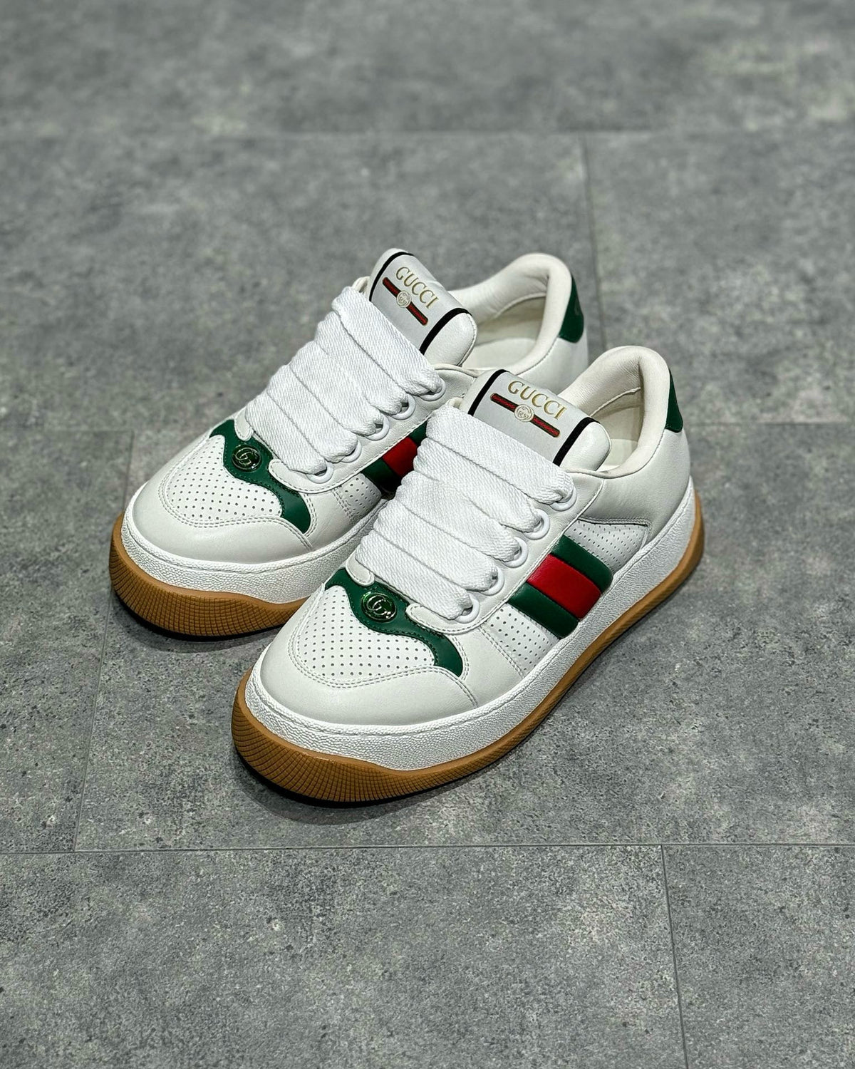 GUC Sneakers