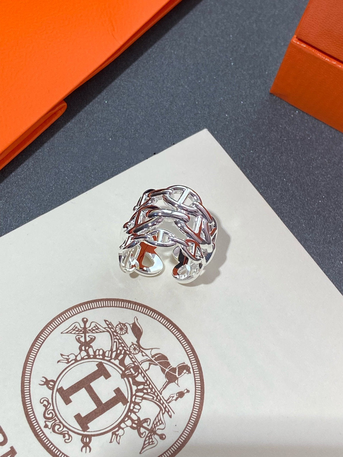CHAINE DANCRE LARGE SILVER RING