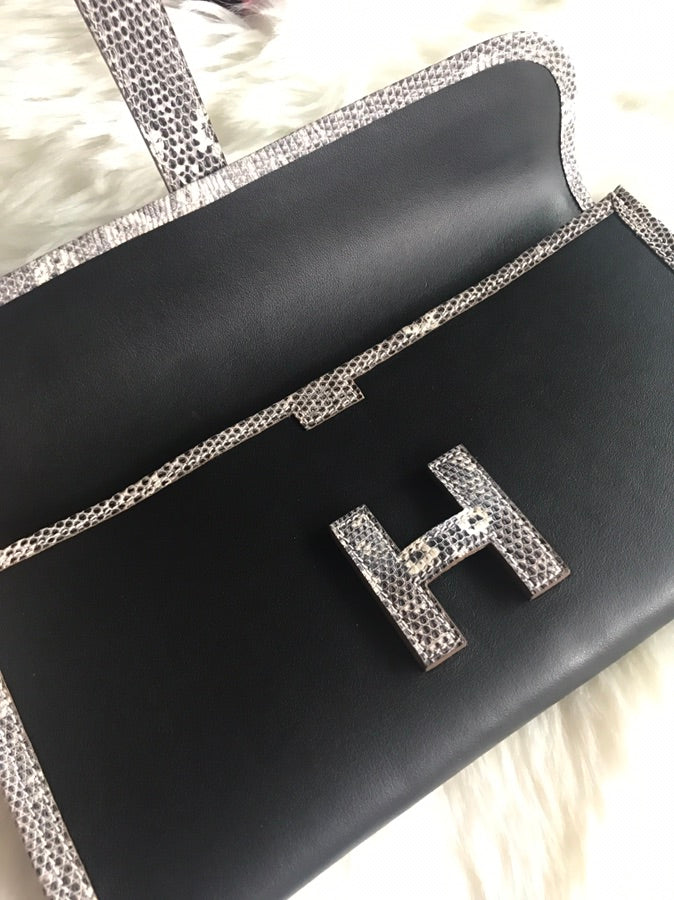 JIGE ELAN 29 CLUTCH IN BLACK CALFSKIN WITH WHITE LIZARD SKIN
