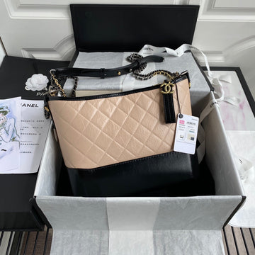 CC GABRIELLE MEDIUM 28 HOBO BAG IN ALMOND BEIGE MIX BLACK CALFSKIN