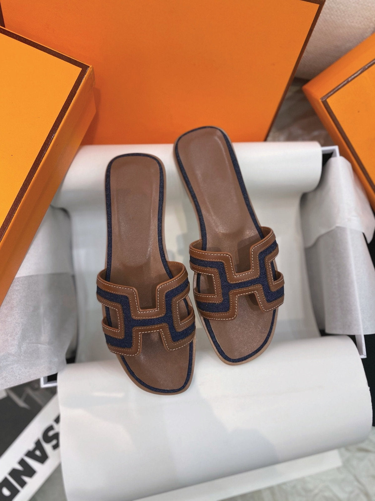 0ran Sandal Brown/Black Leather