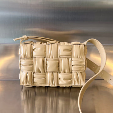 MINI CASSETTE 19 IN BLOND BEIGE SOFT LAMBSKIN