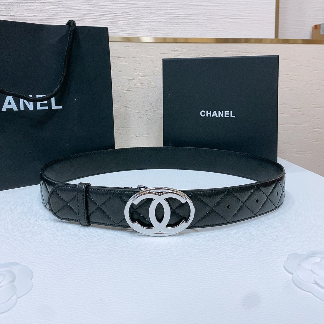 DOUBLE C BELT 38MM IN BLACK QUILTED LAMBSKIN WITH SILVER OVAL BUCKLE AND CENTERED LOGO