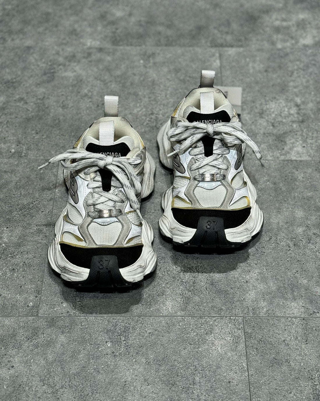 BLCG Sneakers