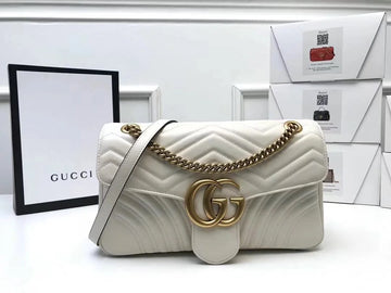 Gucci GG Marmont Matelass茅 Shoulder Bag White
