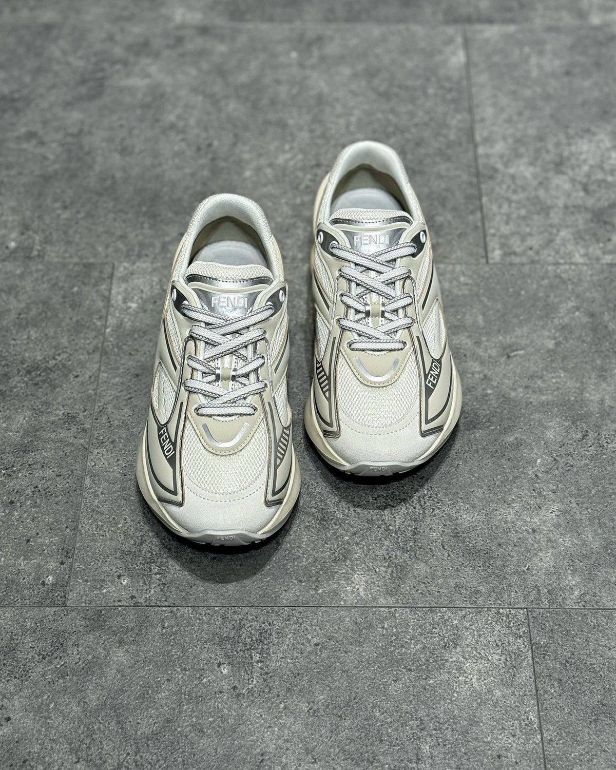 FEN Sneakers