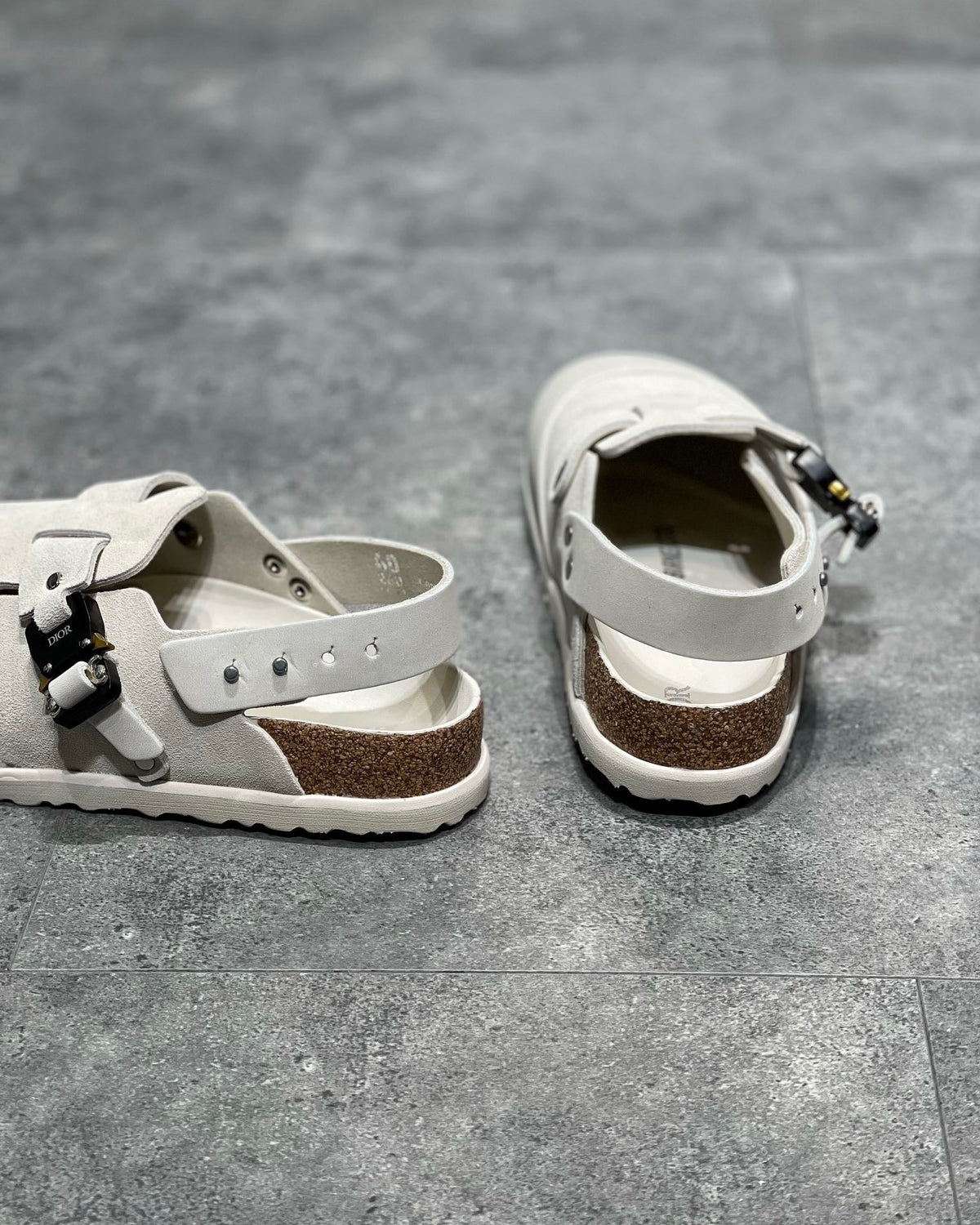 DIO Sandal