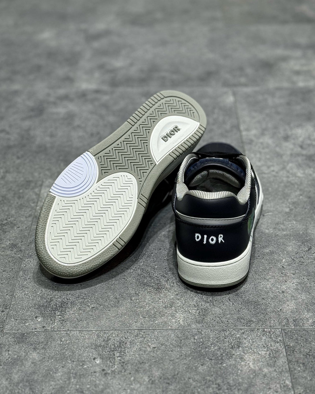 DIO Sneakers