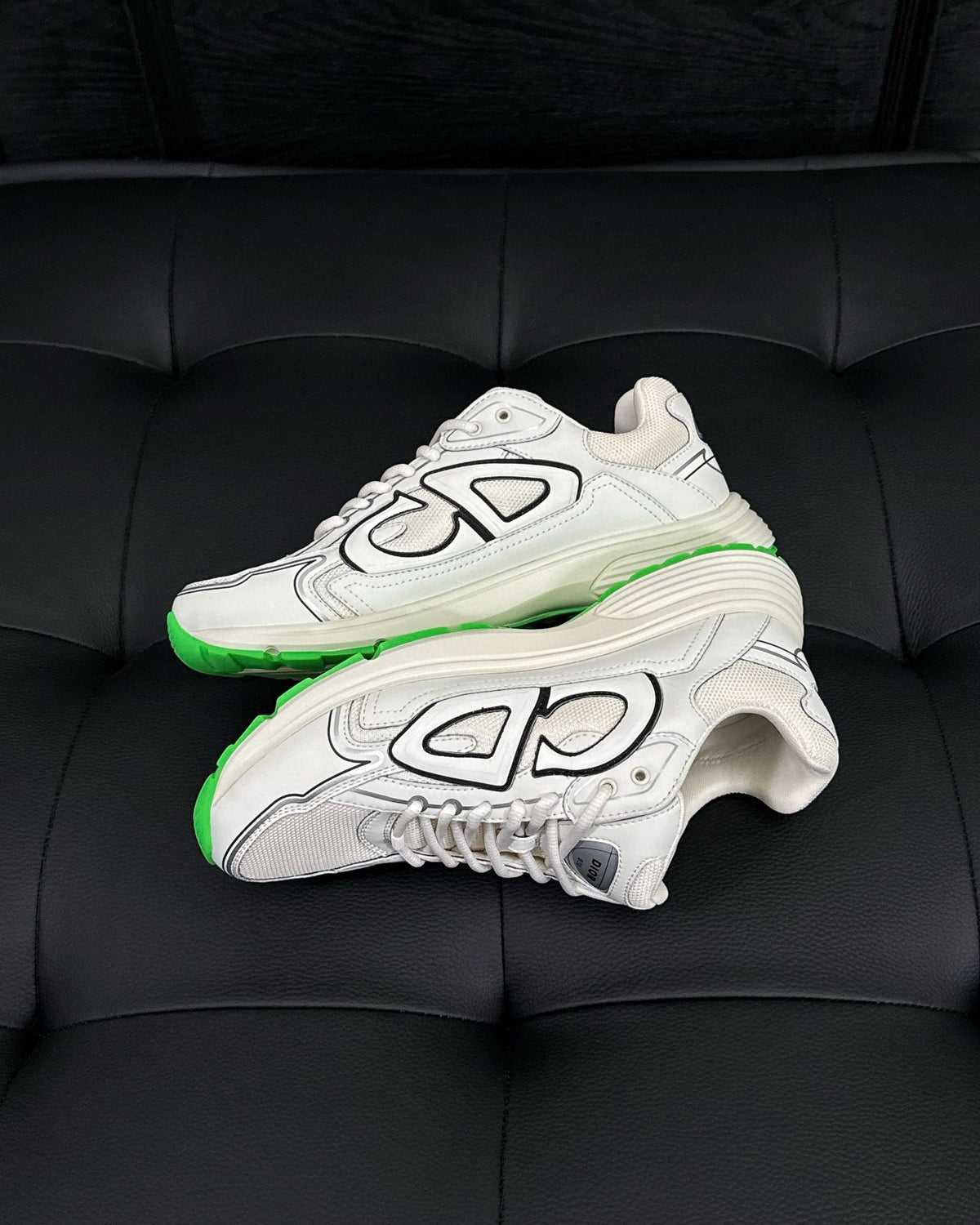 CD SNEAKERS