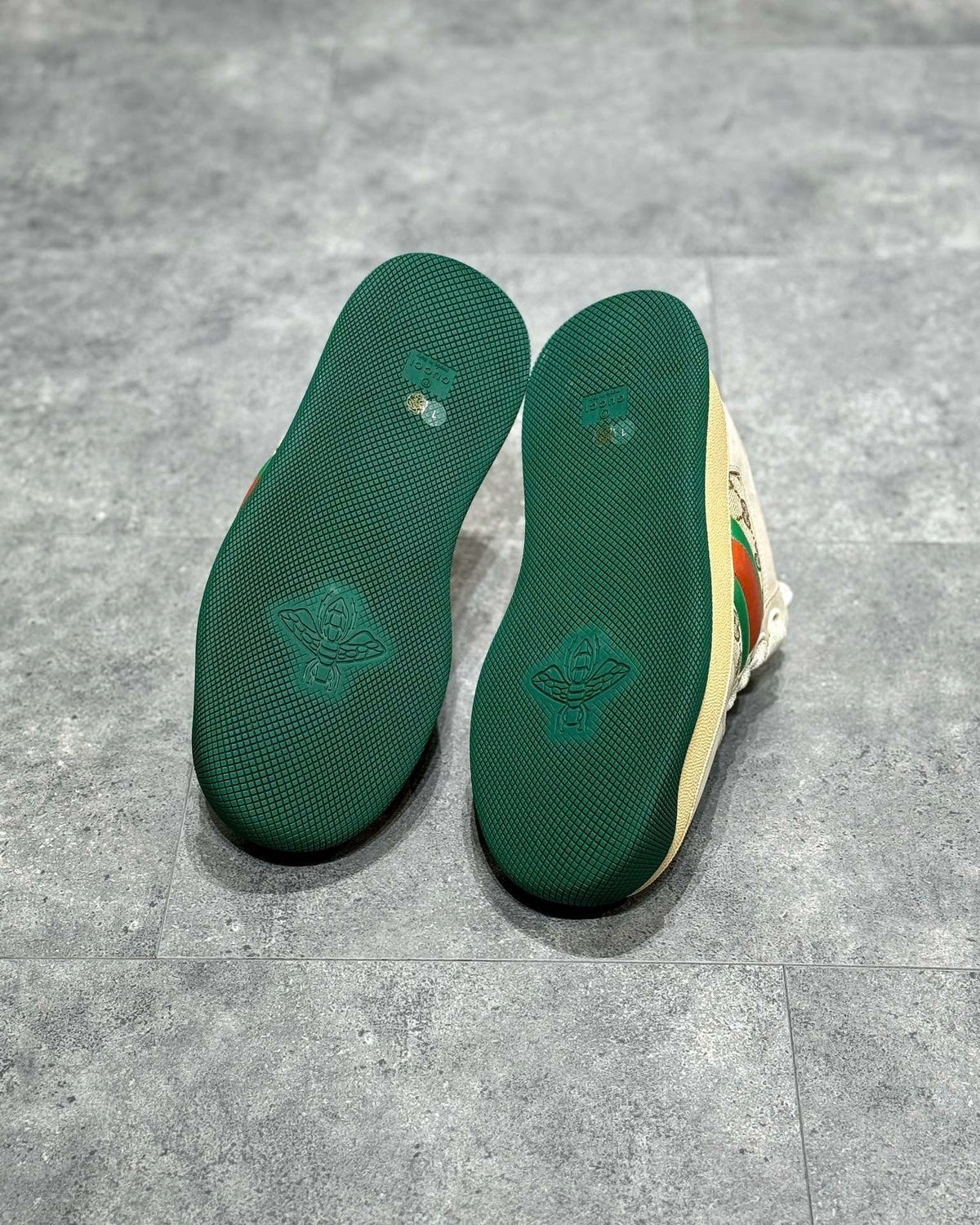 GUC Sneakers