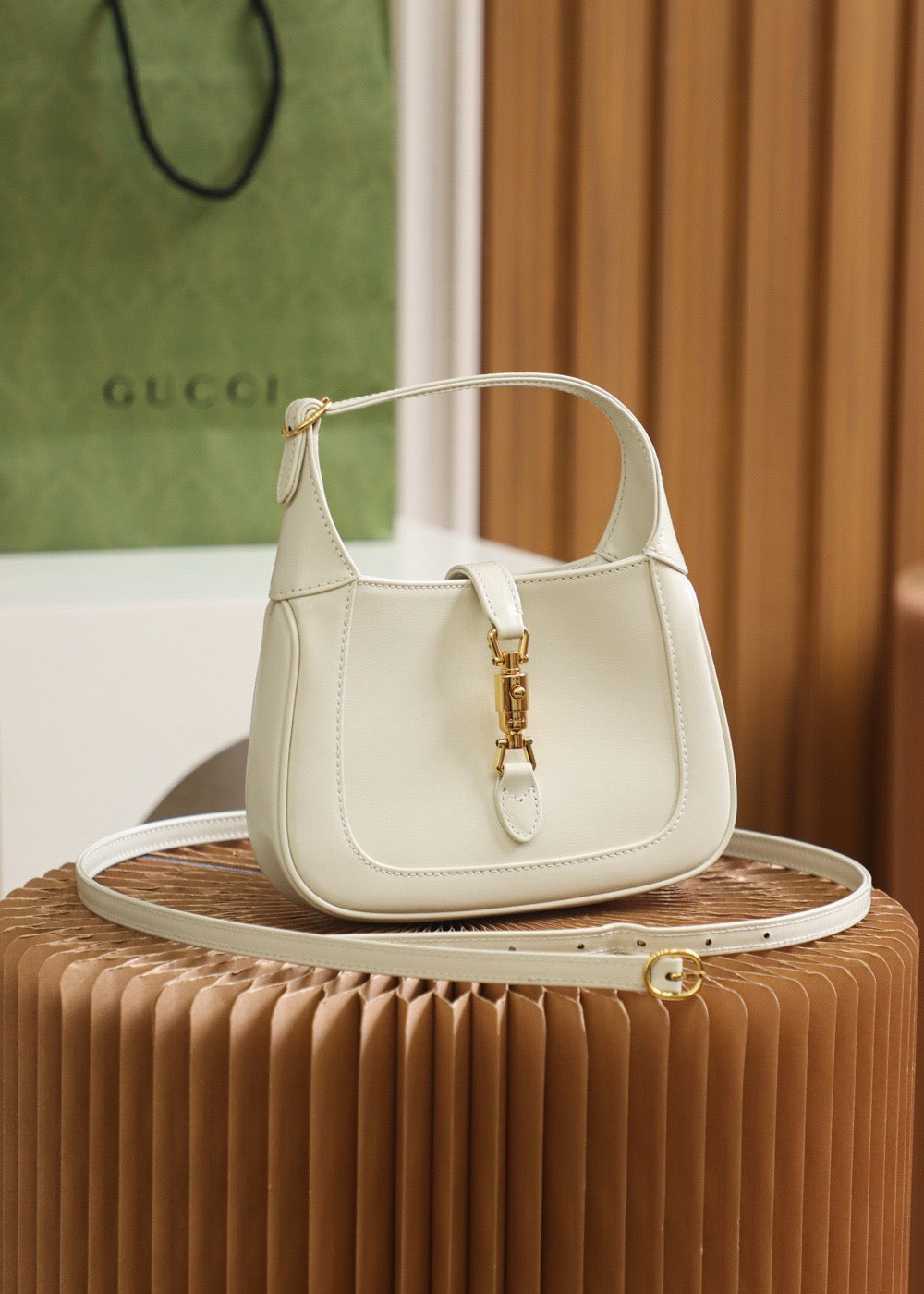 GC Jackie Mini 1961  19*13*3cm