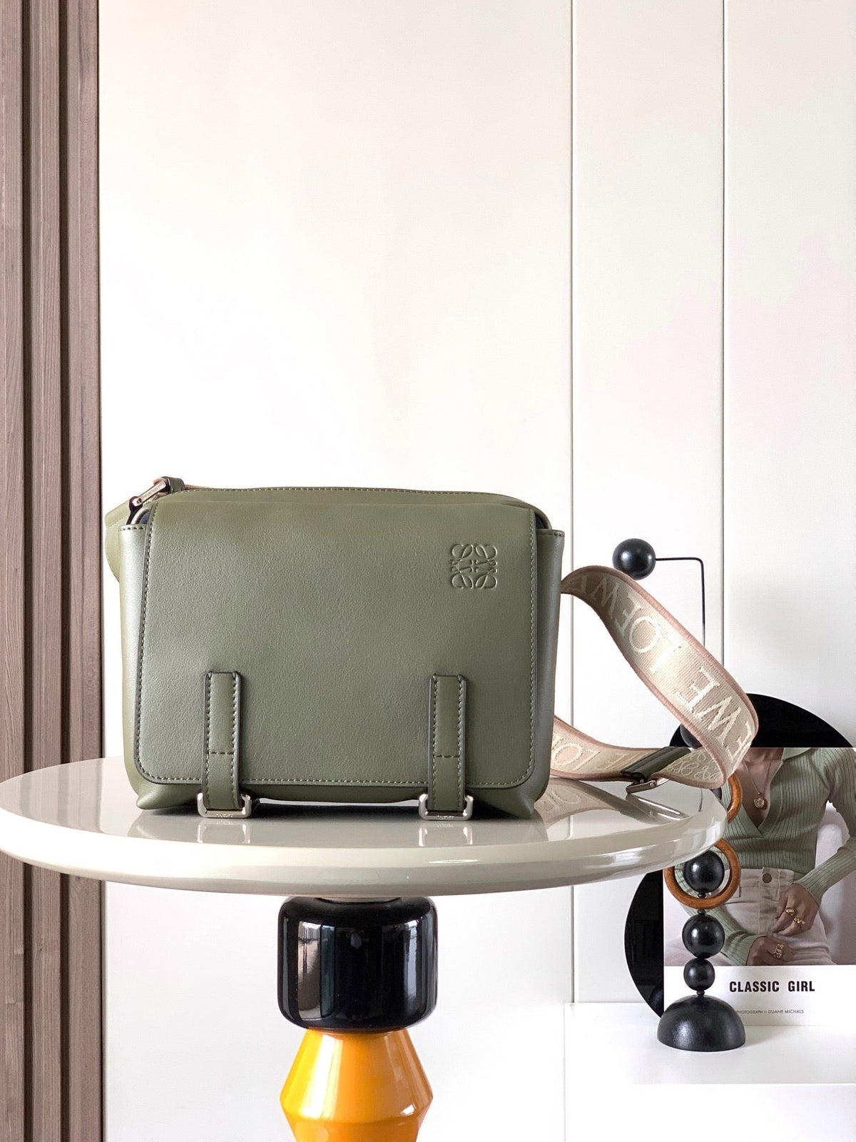 LO Messenger Bag