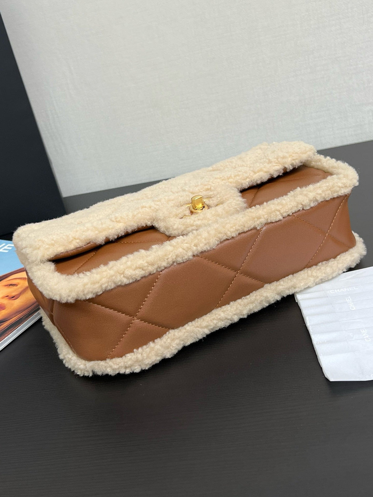 CC 24K TEDDY WOOL BAG LAMBSKIN IN BROWN
