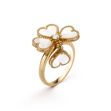 SWEET CLOVER WHITE MOP RING