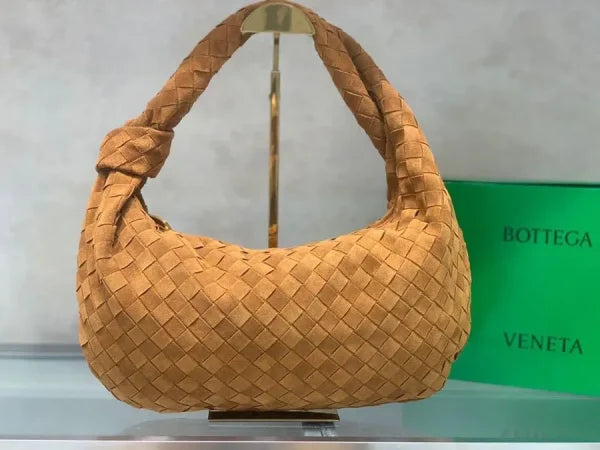 Bottega Veneta Jodie leather shoulder bag
