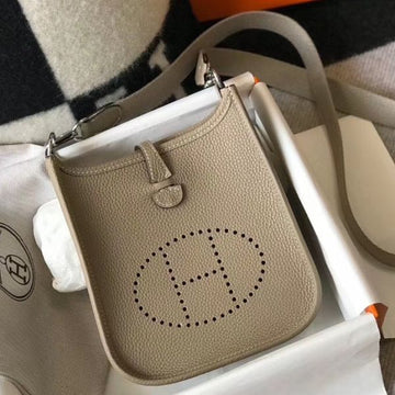 HERM Evelyne III TPM Bag In Tourterelle Clemence Leather