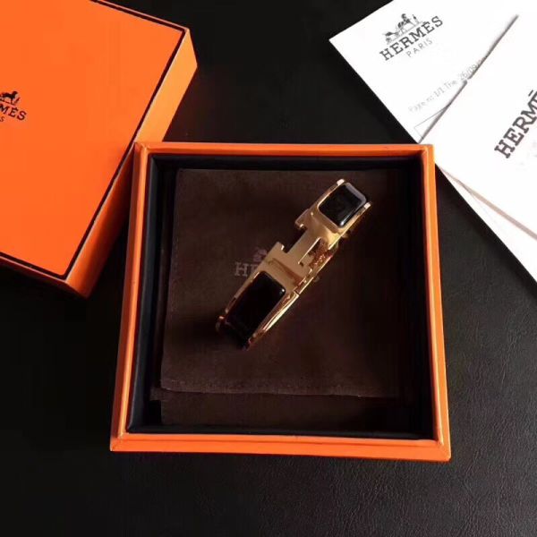HERM Black Enamel Clic H PM Bracelet