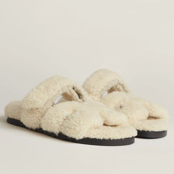HERM Women's Chypre Sandals In Off White Shearling