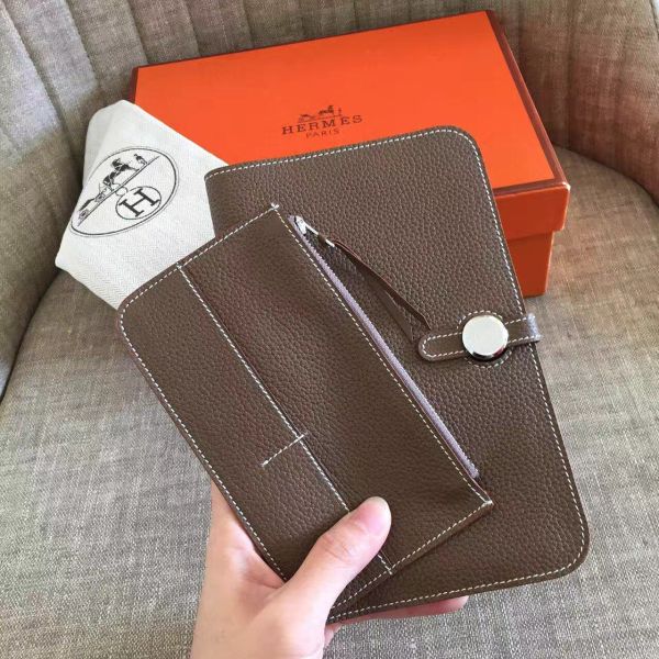 HERM Dogon Duo Wallet In Taupe Clemence Leather