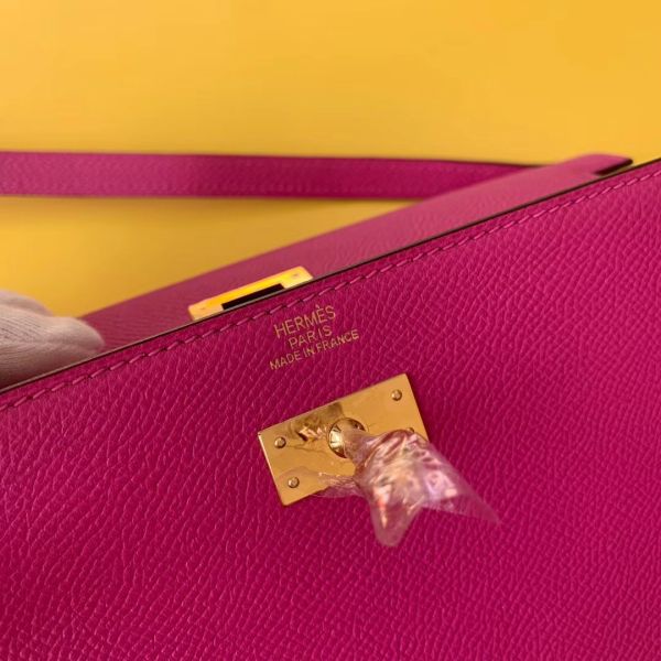 HERM Kelly Classique To Go Wallet In Magnolia Epsom Calfskin