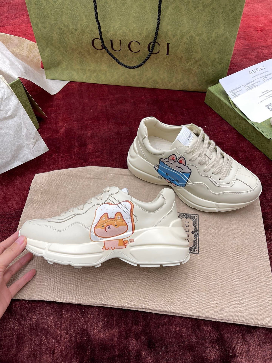 Sneakers & Shoes