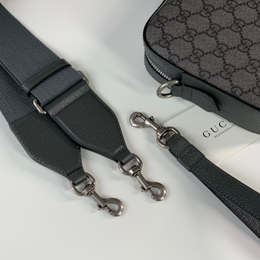GUC Messenger Bag