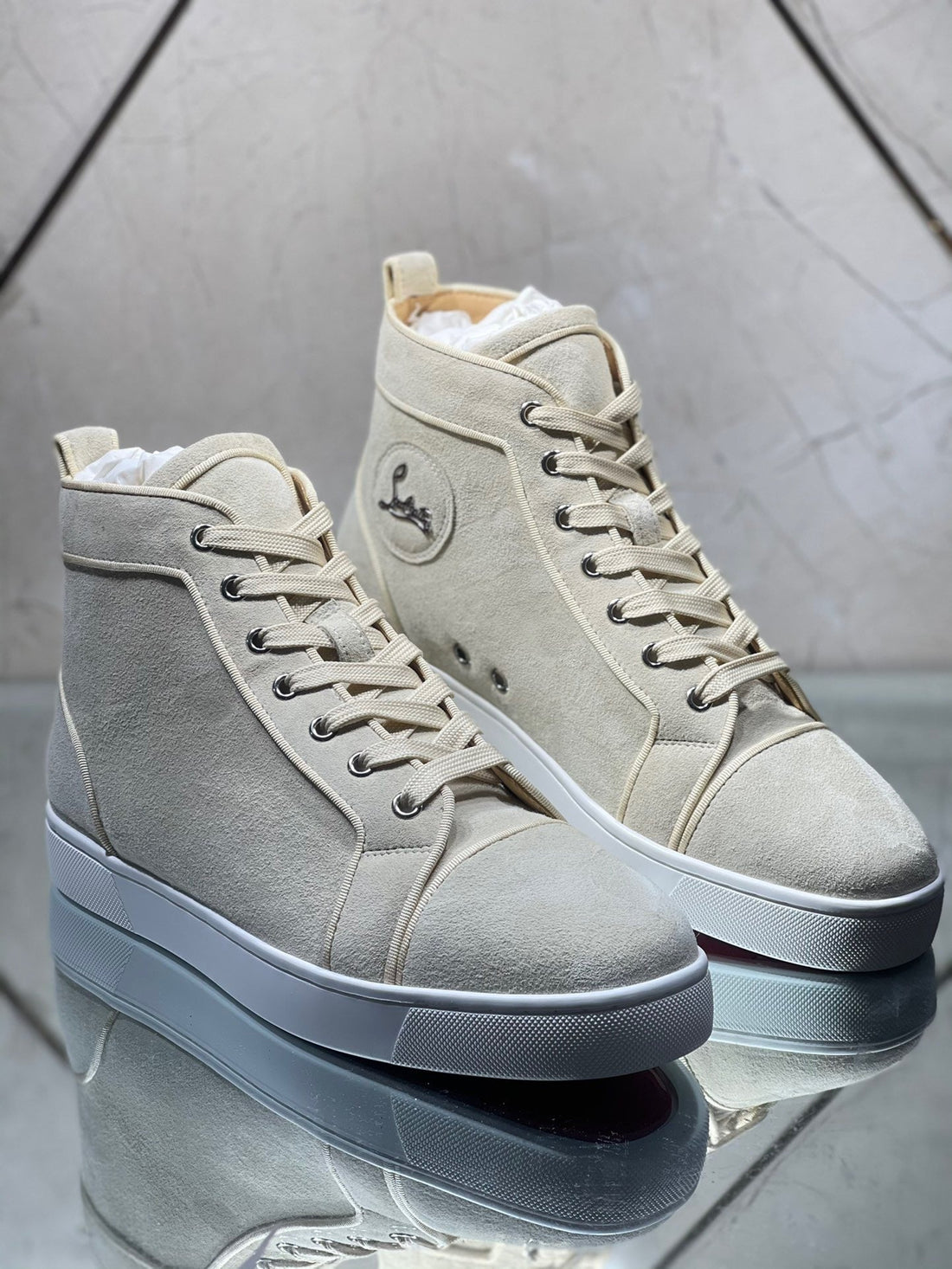 Sneakers & Shoes