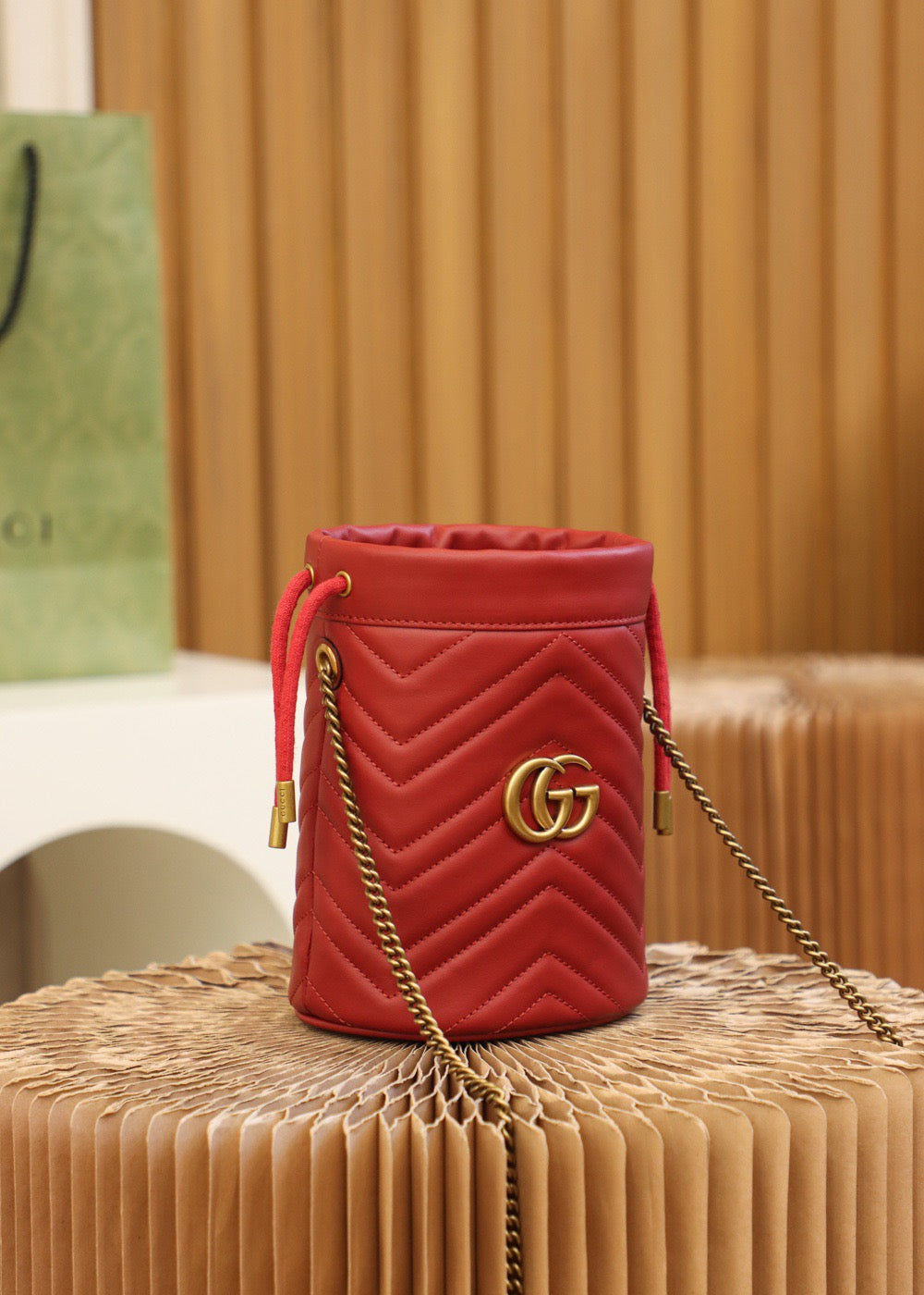 GUC Marmont Bucket