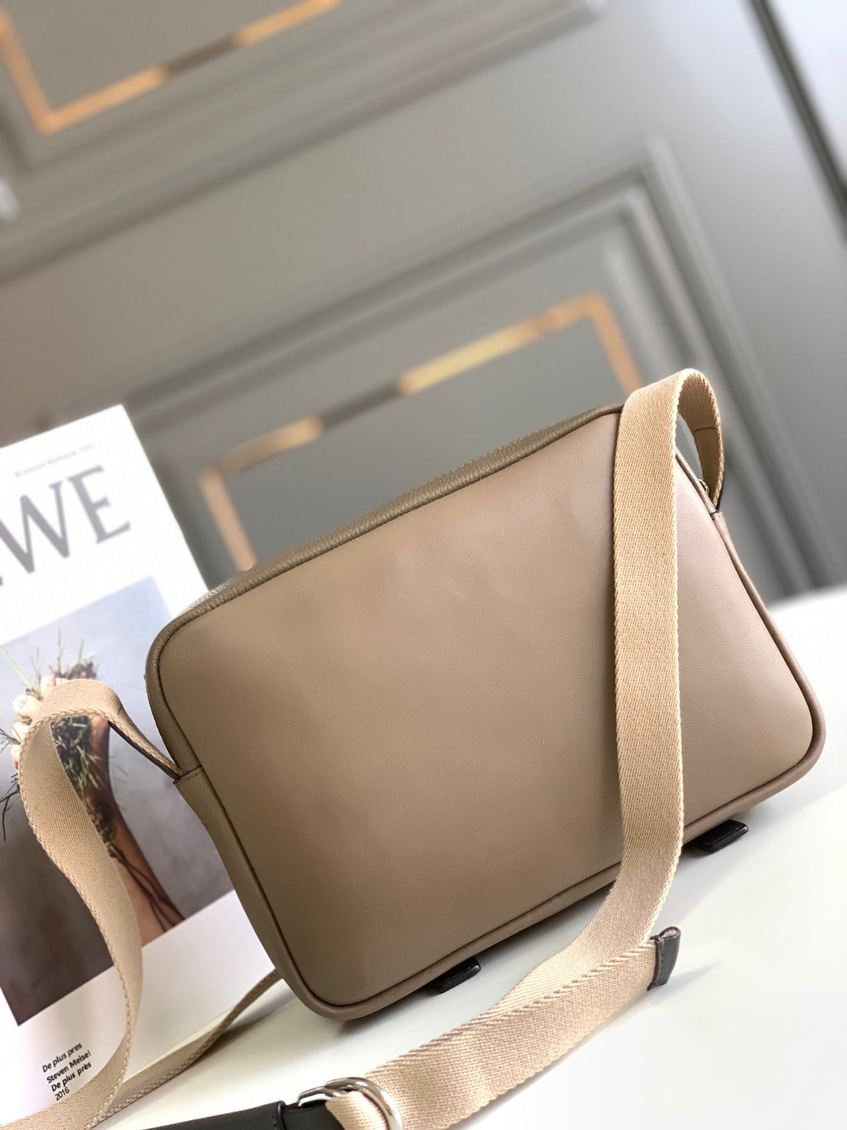 LO Messenger Bag