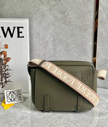 LO Messenger Bag