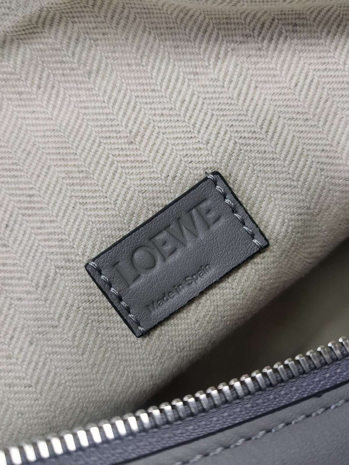 LO Messenger Bag