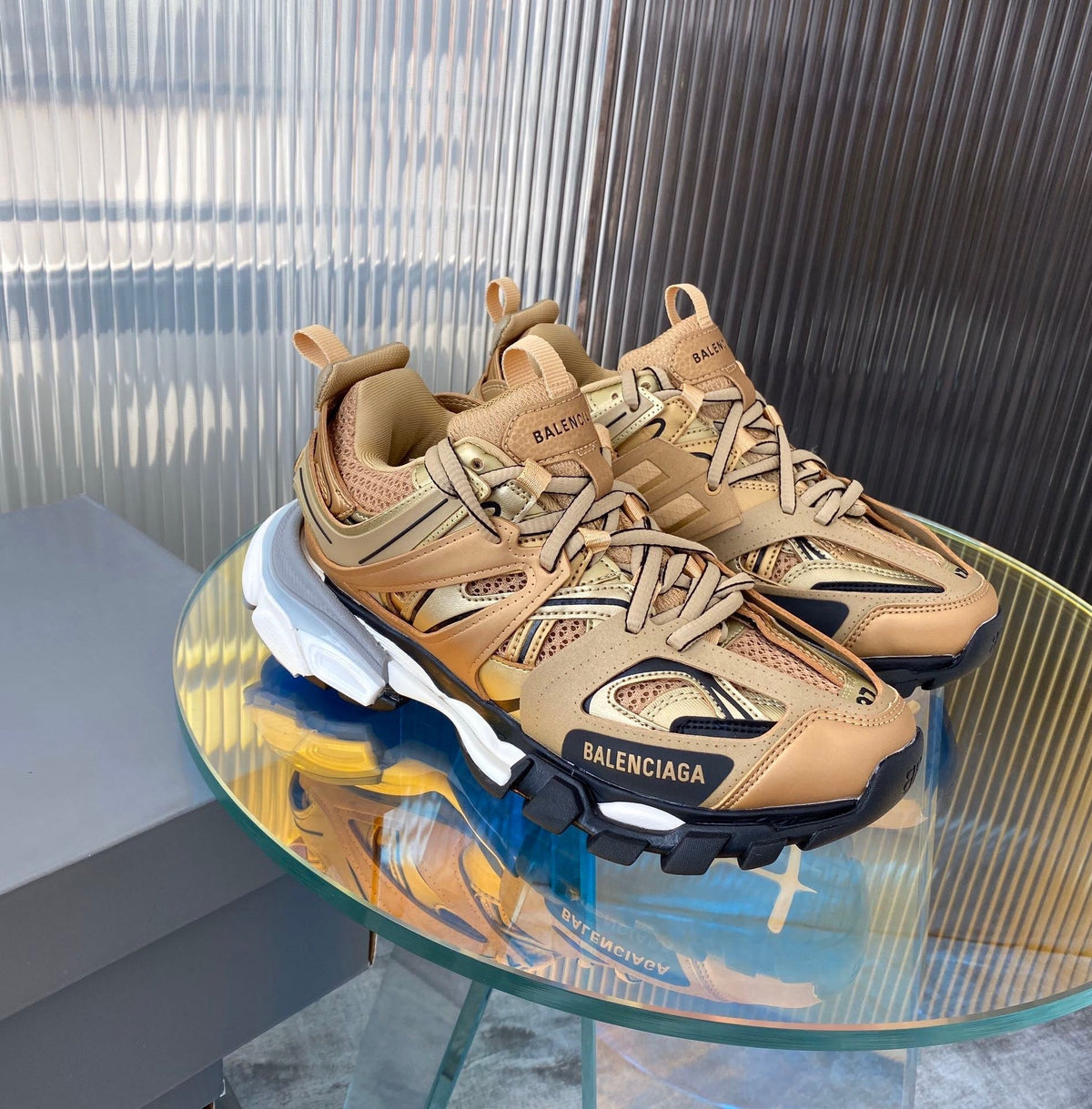 BLCG Sneakers