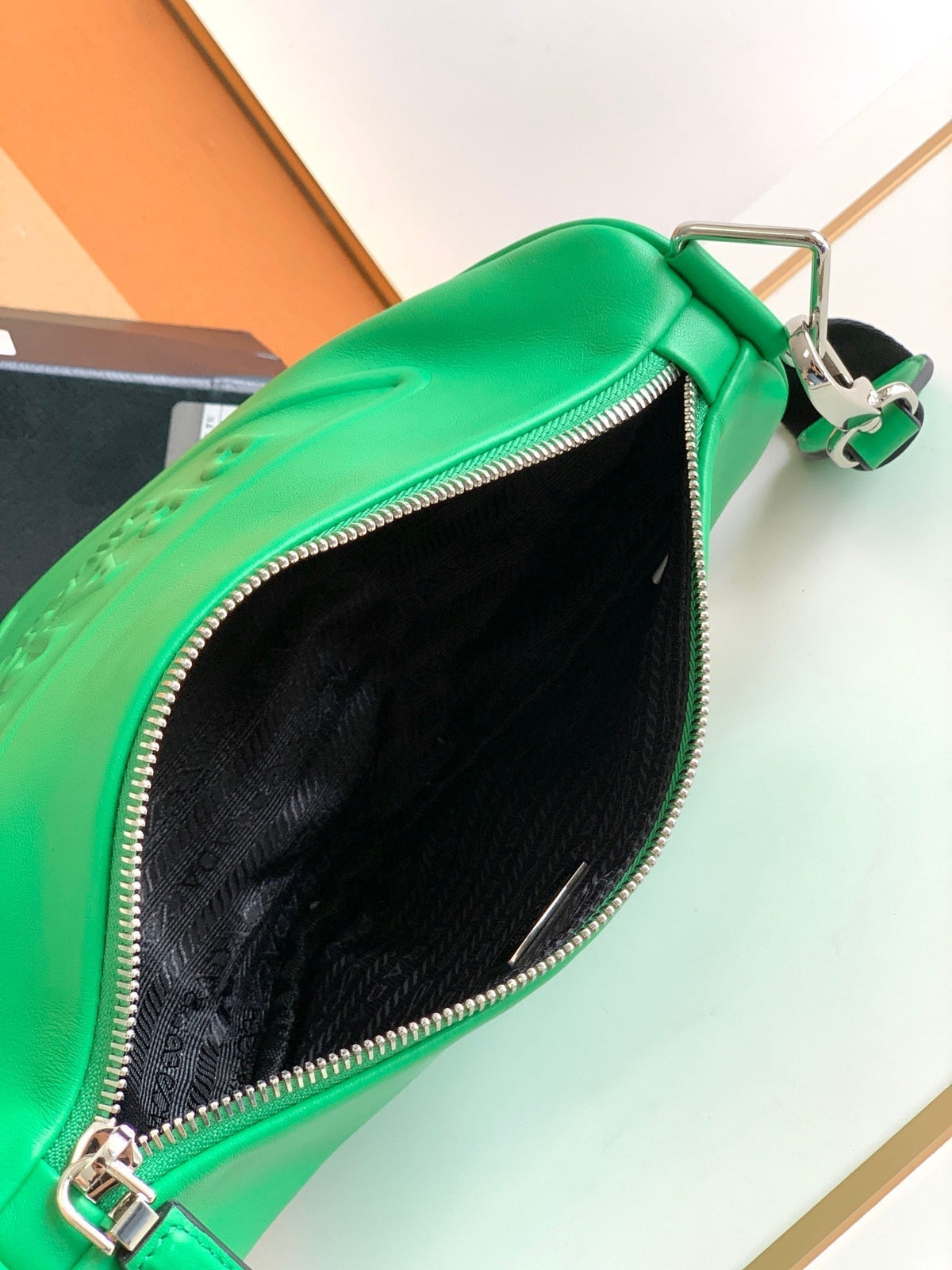 PRA Cross Body Bag