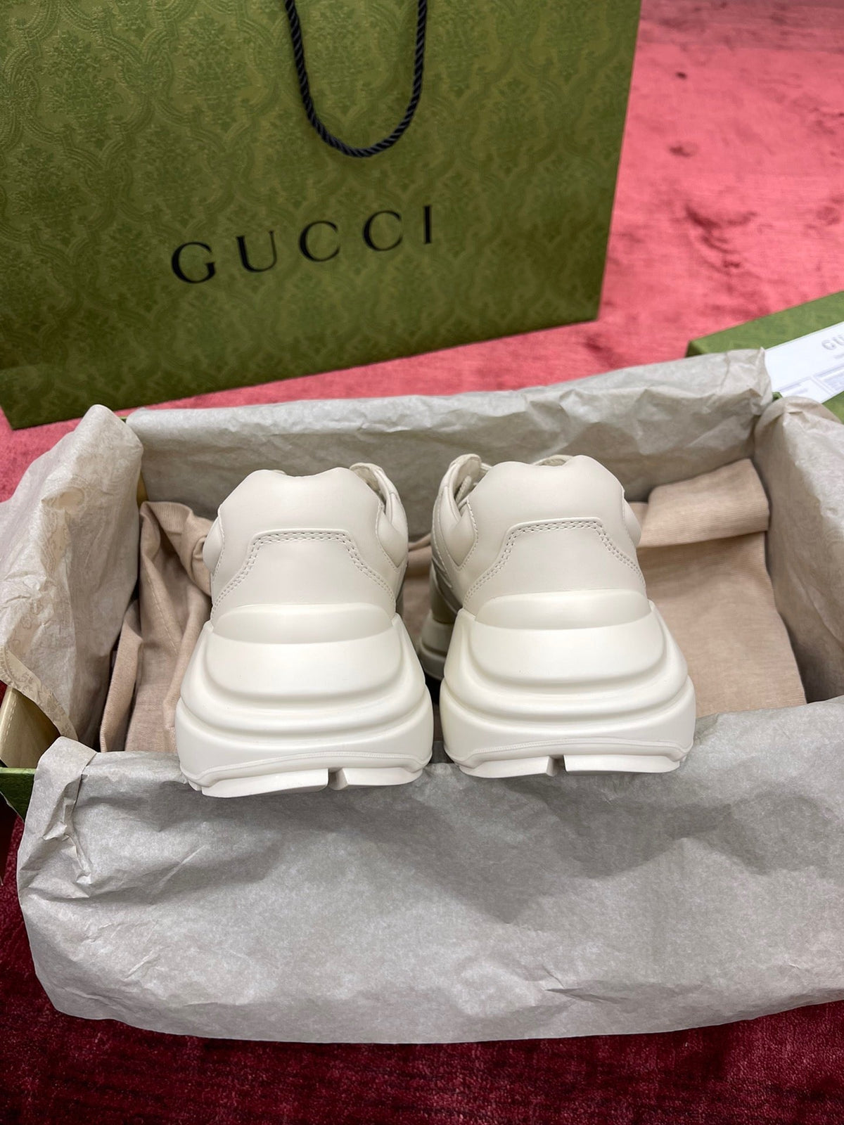 Sneakers & Shoes