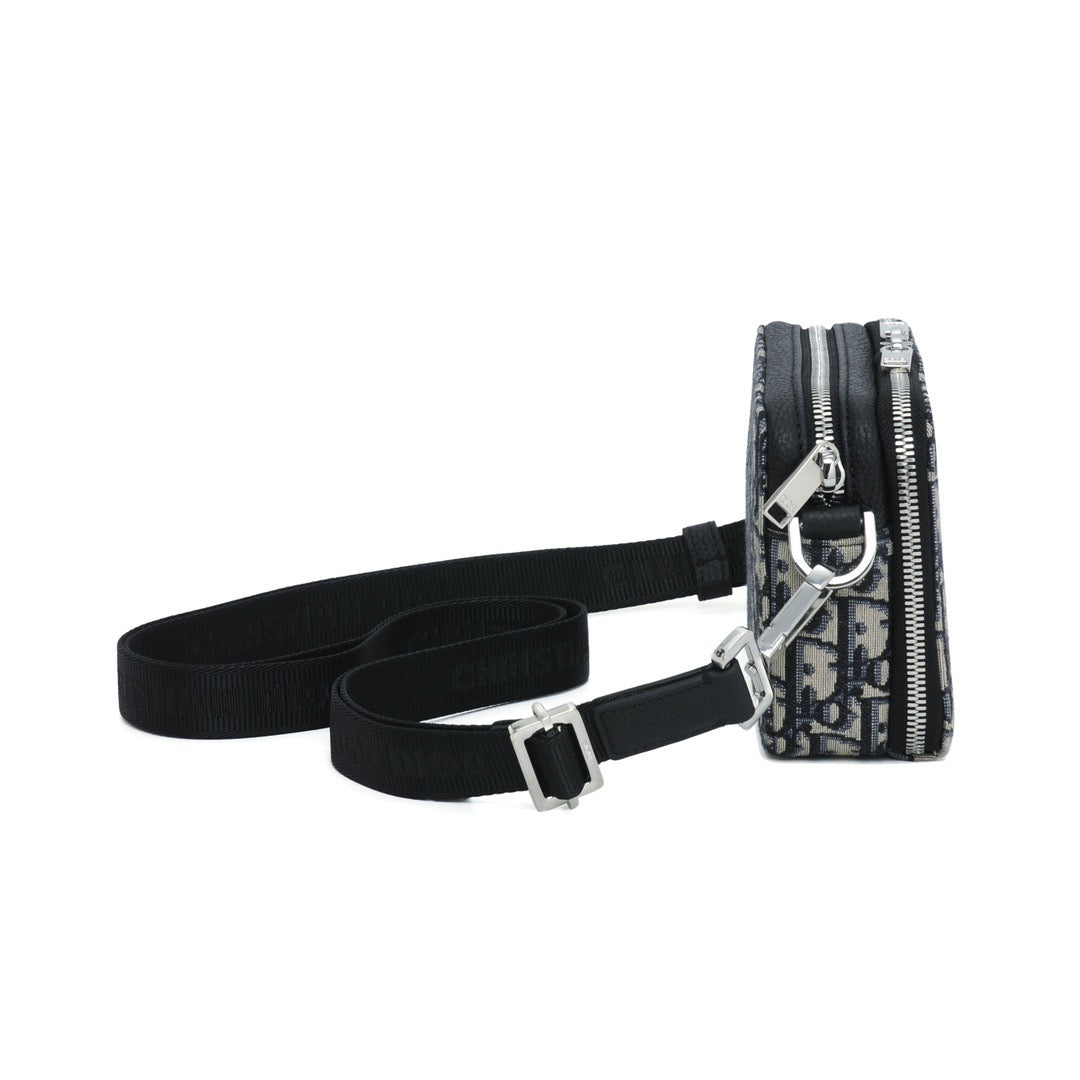 DIO Oblique Bags