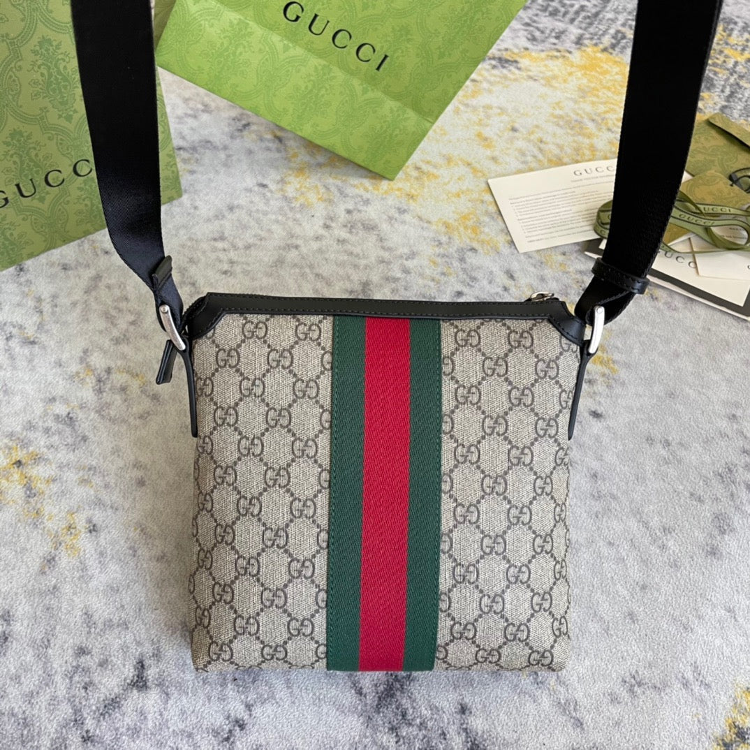 GUC Messenger Bag