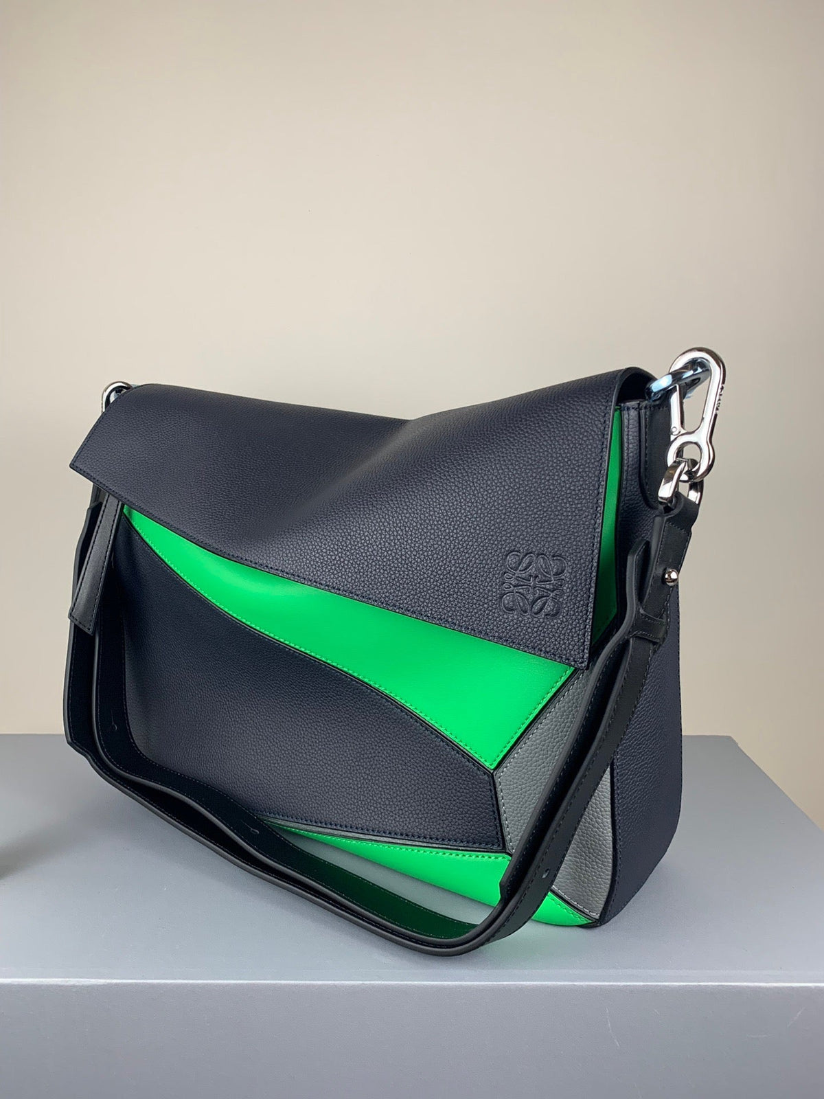 LO Puzzle Bag