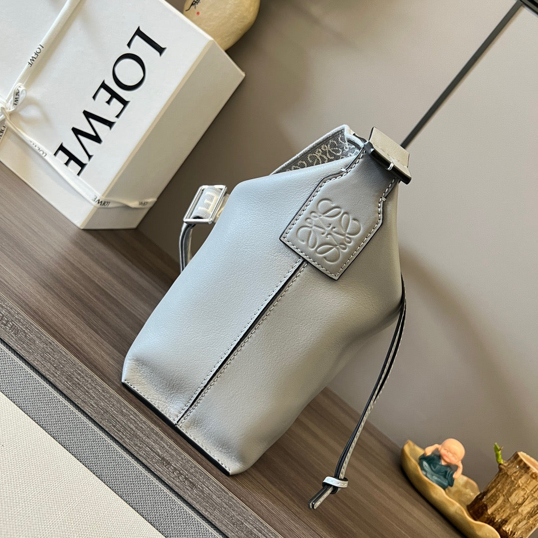 LO Messenger Bag