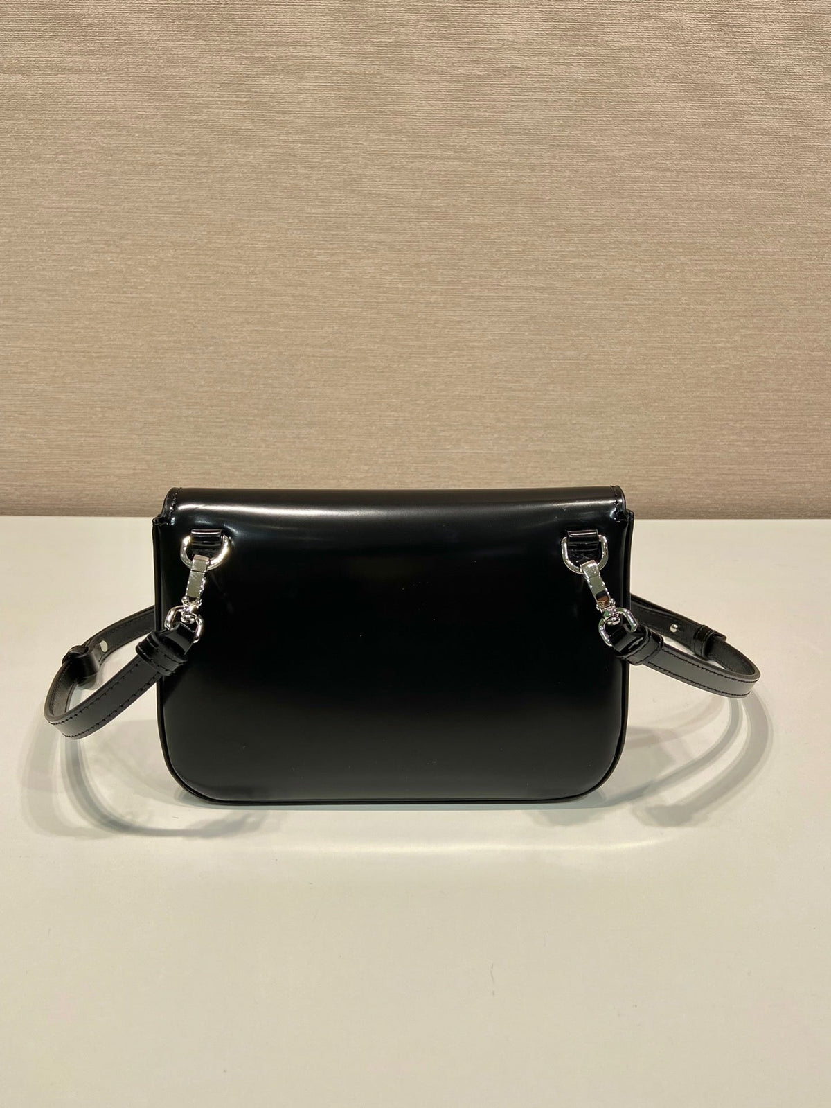 PRA Sling Bag