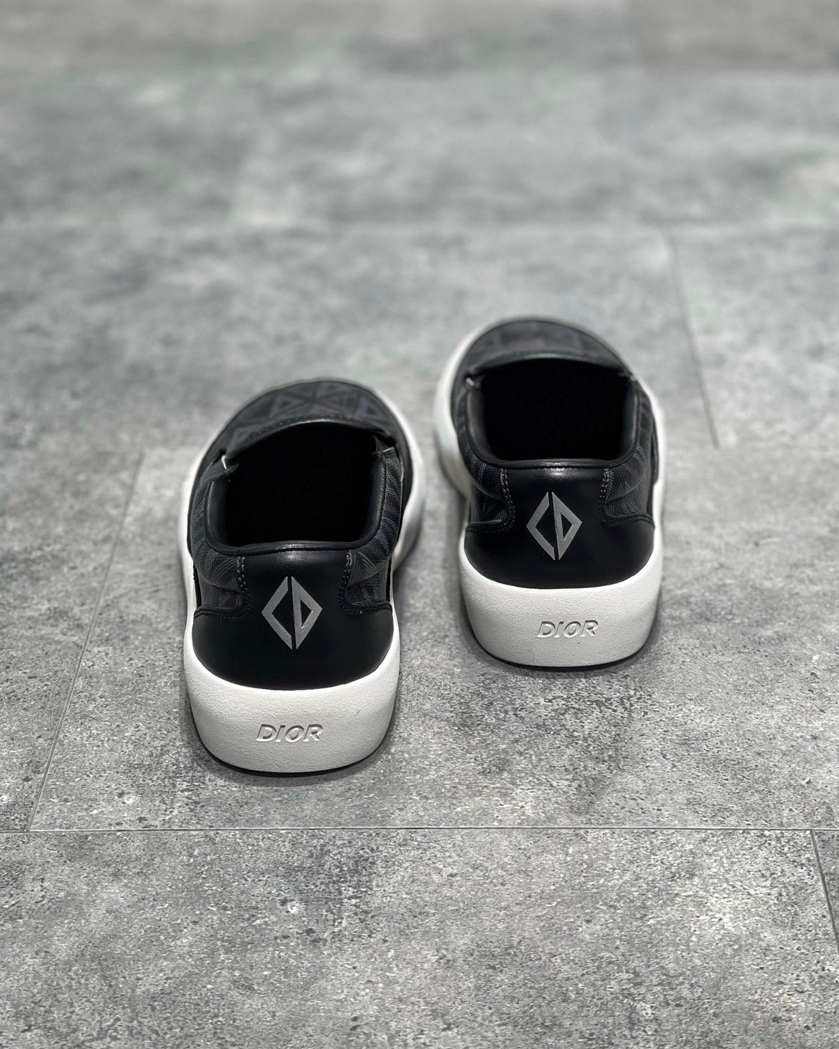 DIO Sneakers