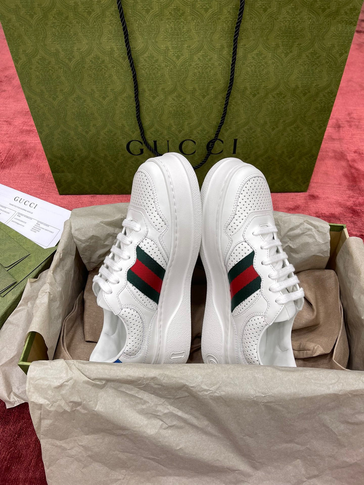 Sneakers & Shoes