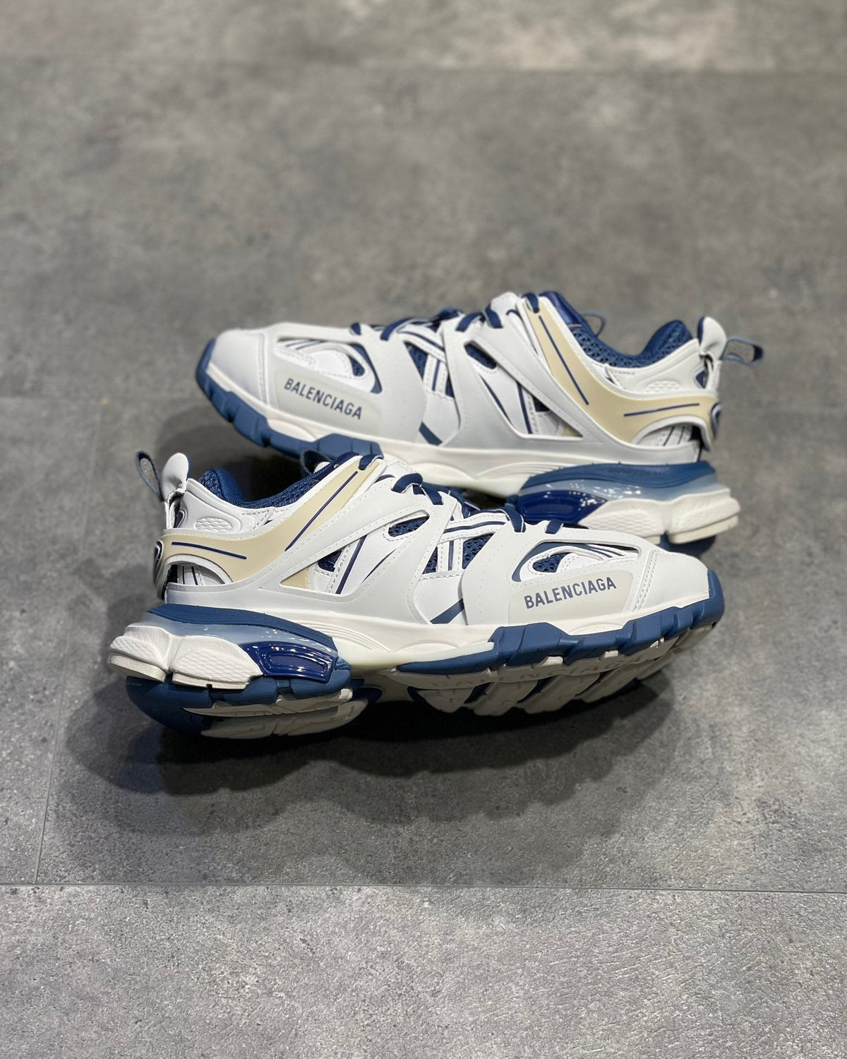 BLCG Sneakers