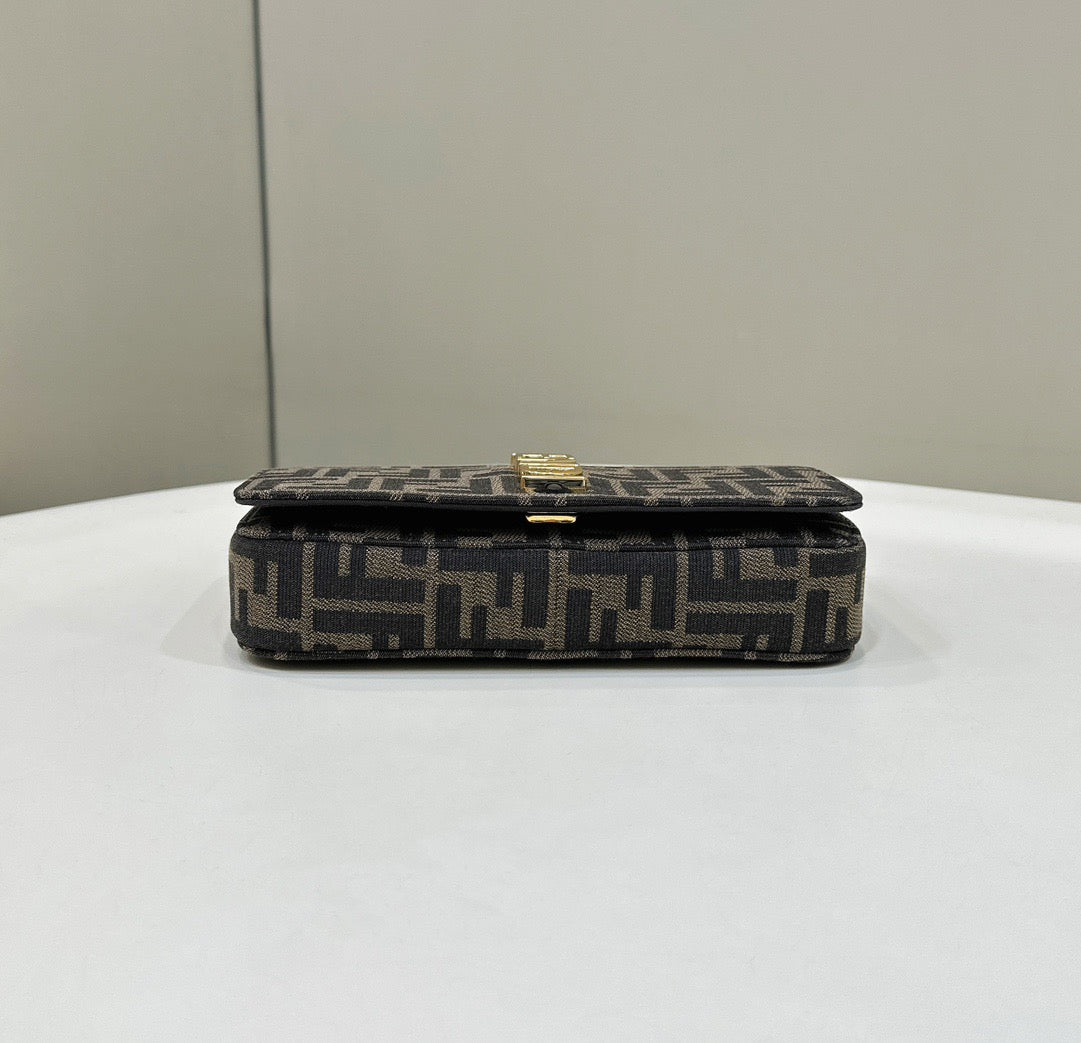 FEN Chain Bag