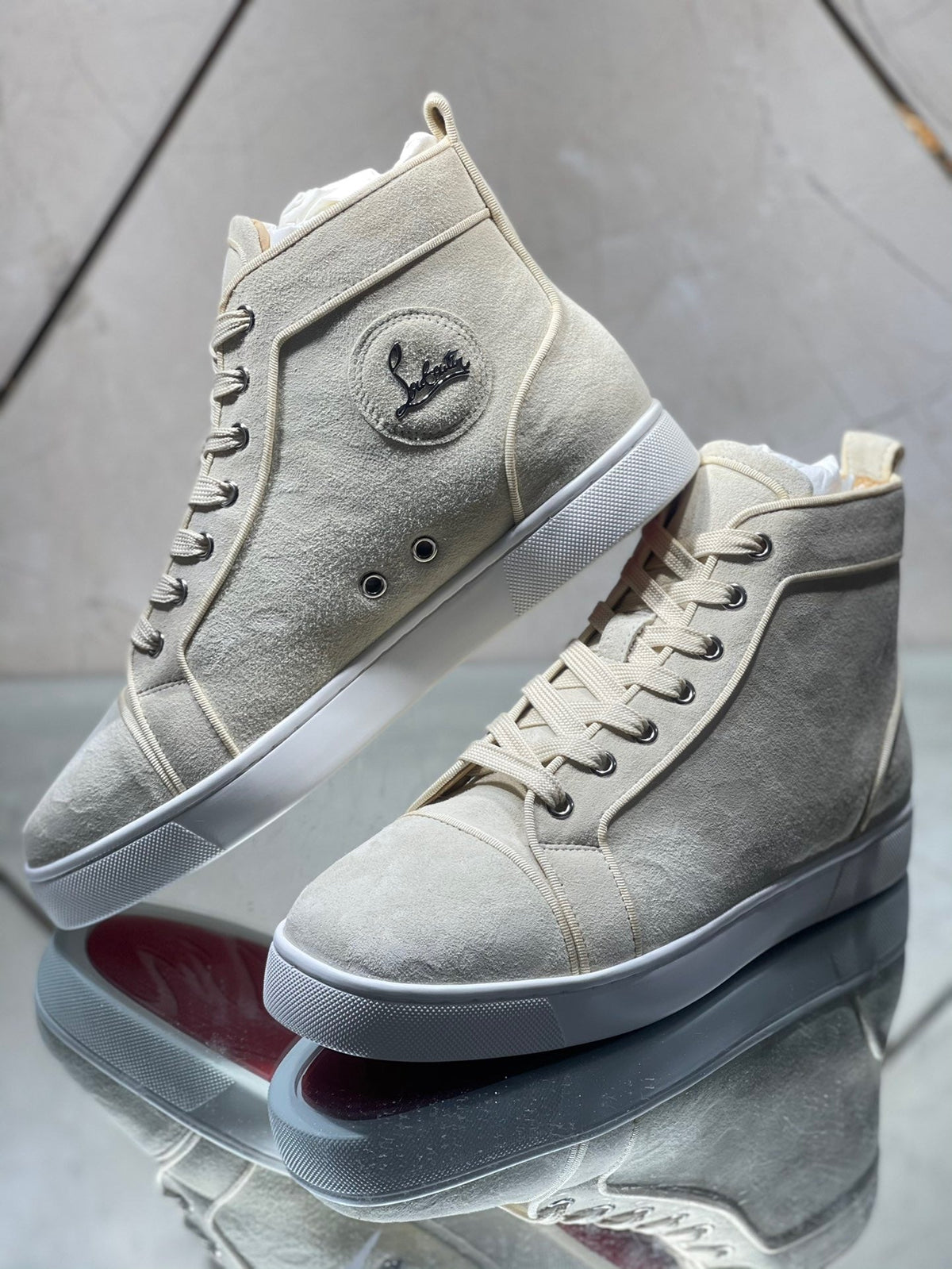Sneakers & Shoes