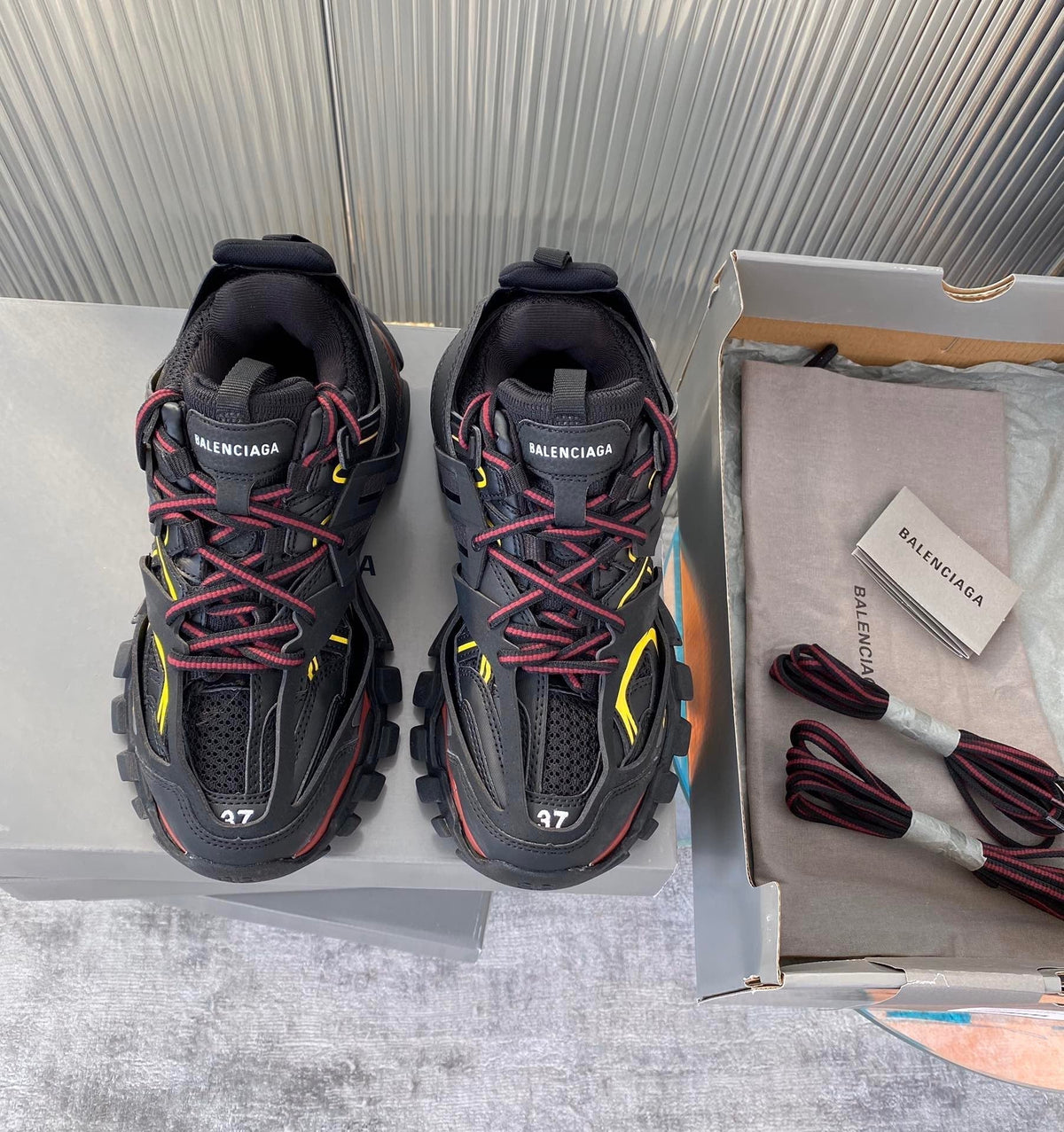 BLCG Sneakers