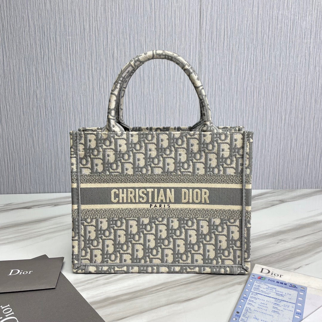 DIO BookTote