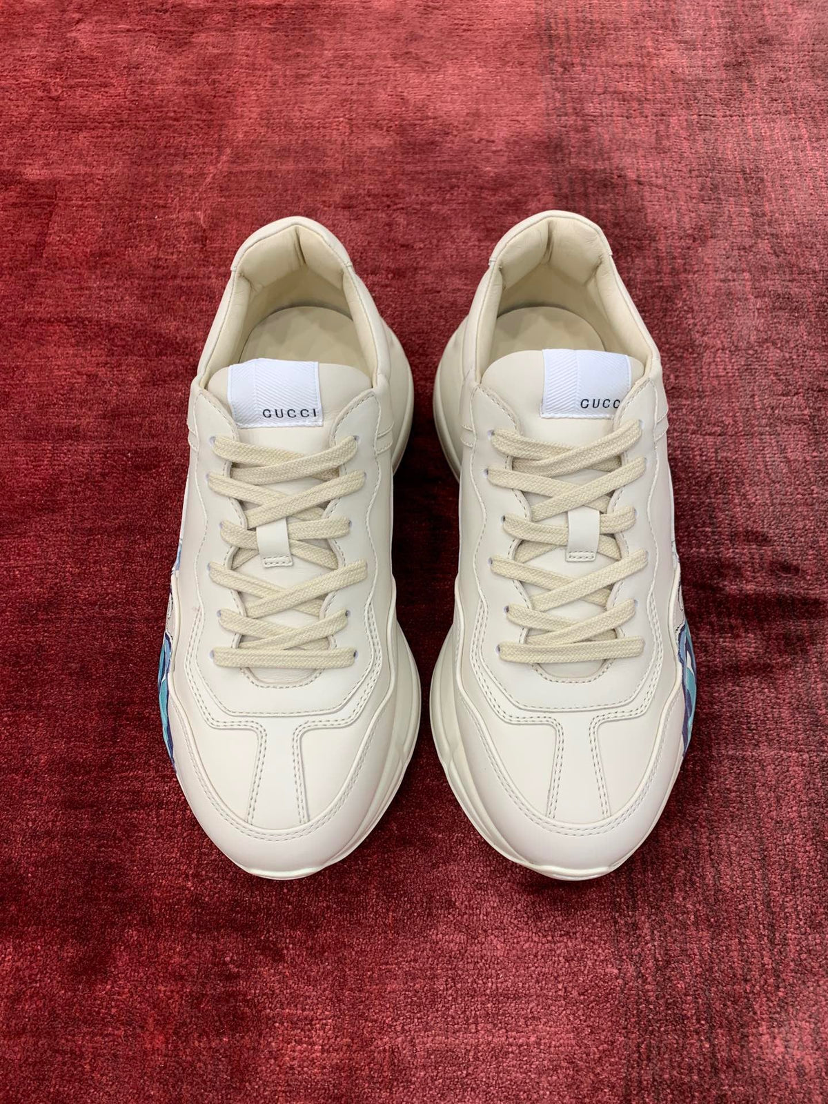 Sneakers & Shoes